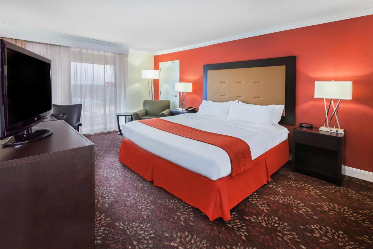 Holiday Inn Tyler - Conference Center By Ihg Kültér fotó
